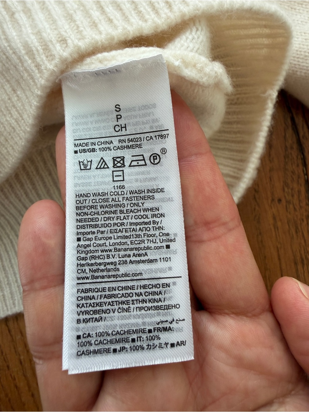 BR Cashmere Cream Cardigan - Picture 2 of 6